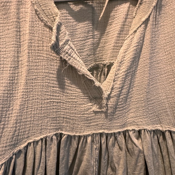 We The Free Light Gray Textured Tunic - Picture 3 of 4